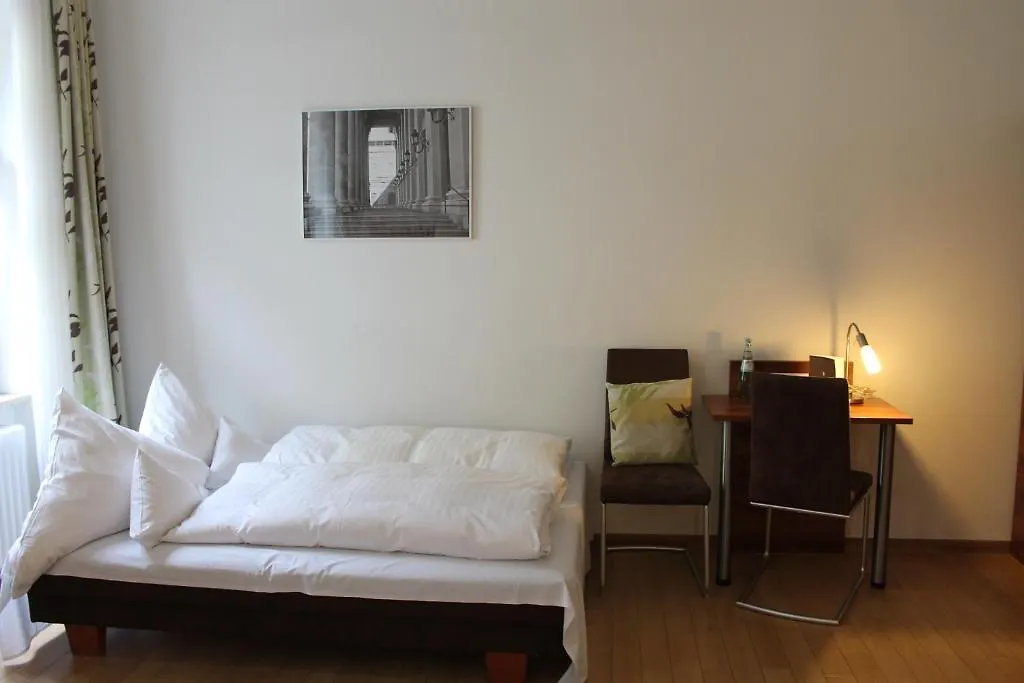 Hotel Am Viktualienmarkt Munich 3*,