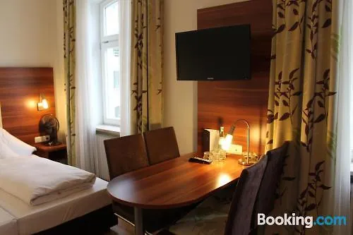 Hotel am Viktualienmarkt München 3*,